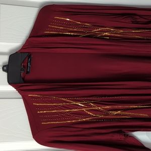 Jones New York flowing rayon top with sequins